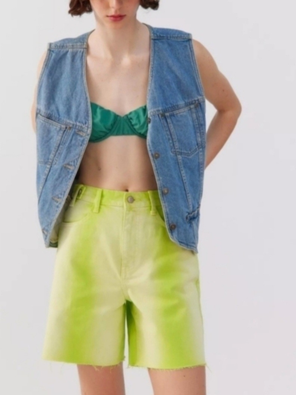✏️ NWT SOLD OUT BDG Neon Lime Green Carpenter Denim Shorts Raw Hem